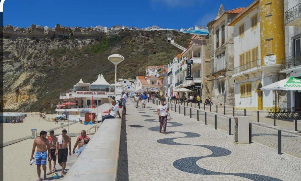 Estudio Dos Bones Nazaré Eksteriør bilde